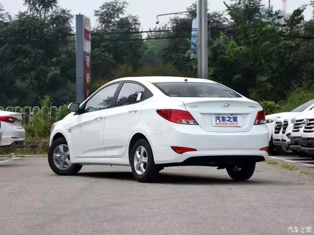 5万最热销十款现代瑞纳车,飞度5-8万自动挡车推荐