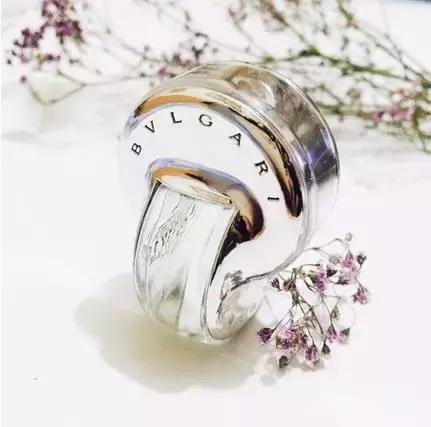 优雅高级职场女士香水推荐,适合职业女性春夏的淡香水