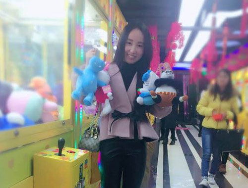 90后修车女人,汽车保险定损员吃香