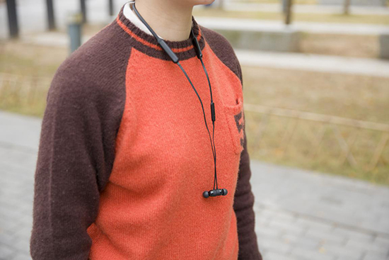 beatsx无线蓝牙入耳式耳机使用,beatsx蓝牙无线入耳式耳机怎么样