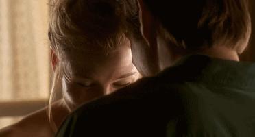 帅气经纪人推倒单身靓妈，Youhadmeathello