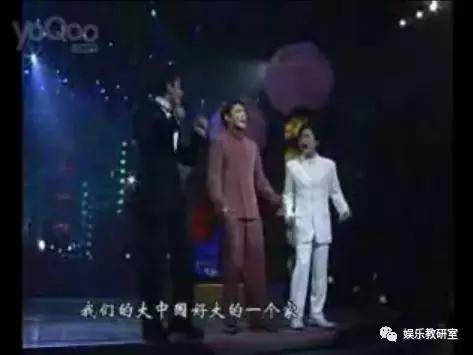 出生于音乐世家从小就热爱音乐,出生在音乐世家的孩子