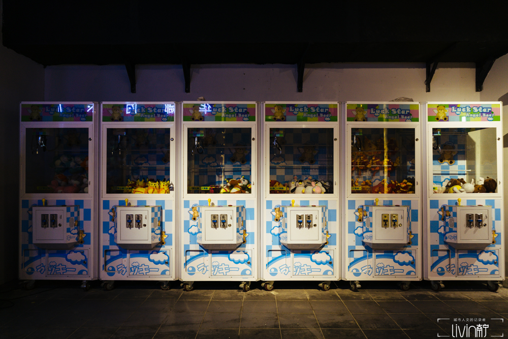 沉浸式逛南宁朝阳百货商店视频,南宁朝阳地下商业街人流