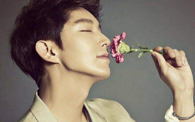 韩国10大男神,韩国十大最帅男神