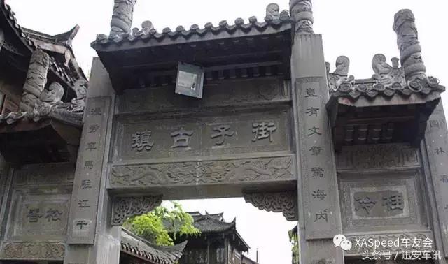 成都妖娆拉面哥把自己当演员,拉面哥妖娆舞姿视频