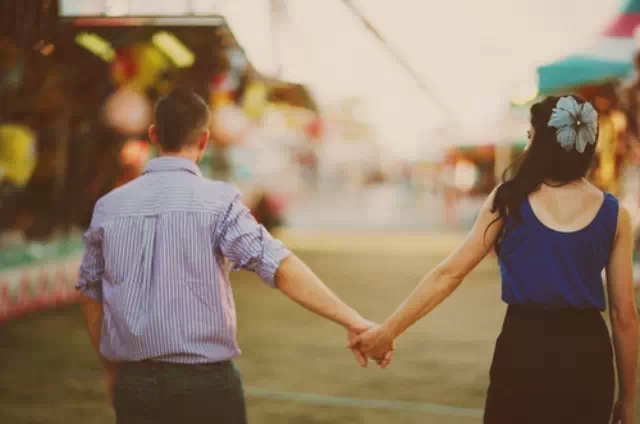 结婚第一年应该陪老婆怎么过,结婚第一年怎么打下基础