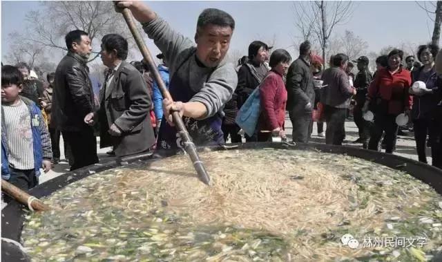 林州结婚大锅菜制作过程,林州农村婚宴菜单大锅菜