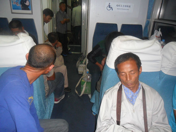 对比印度火车和中国高铁,印度的火车真的那么落后吗