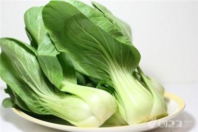 孩子不吃菜怎么办,宝宝挑食严重不吃肉不吃菜怎么办