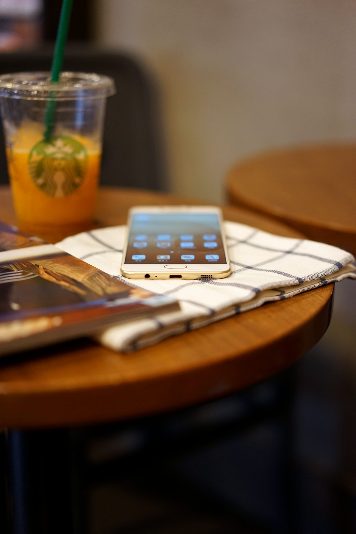 三星c7pro最新谍照,三星galaxyc7pro的性能测试