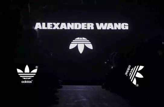 一位三岁的小美女带着叔叔参加时装周,潮爆了!范冰冰爱死她了!