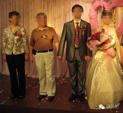 刘诗诗礼服陈妍希礼服,陈妍希陈晓婚礼母亲致辞