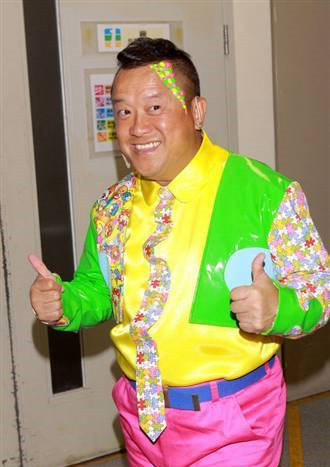 明星开店为何都开餐饮店 (明星开的餐饮店是哪家餐饮公司)