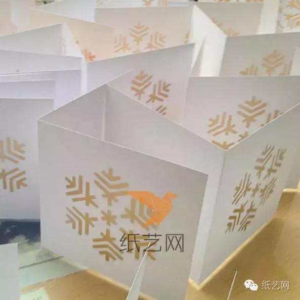 如何做一张高逼格的贺卡,最简单的贺卡两步就能搞定