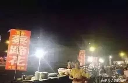 成都周边比较火的夜市,成都最受欢迎的接地气的夜市