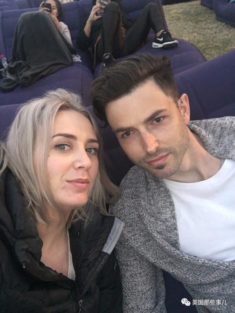 自己学做眼珠子的老爹……为了女儿，父亲们真的什么都能做到！