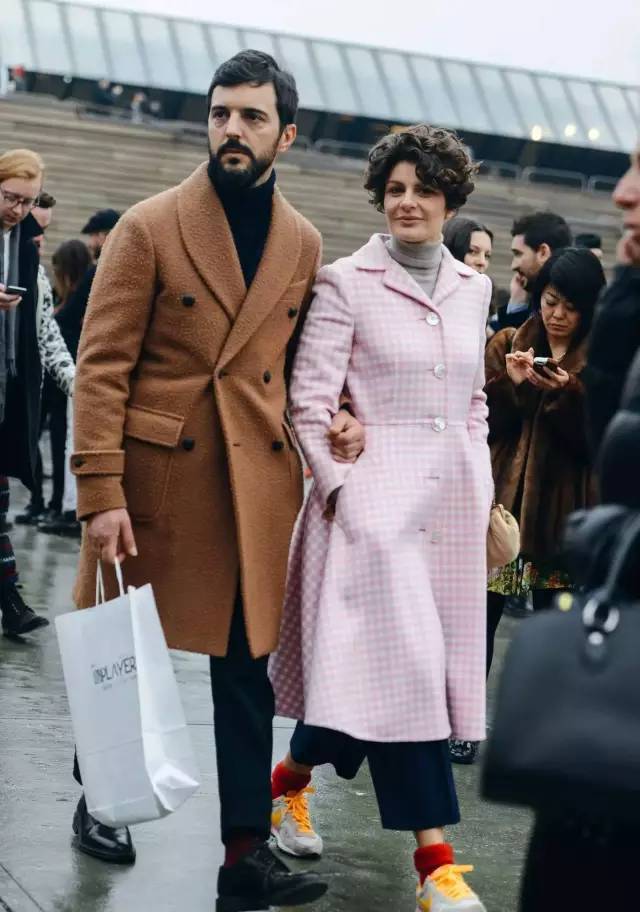 今年最新款的男装搭配,男装的各种色系穿搭你值得拥有