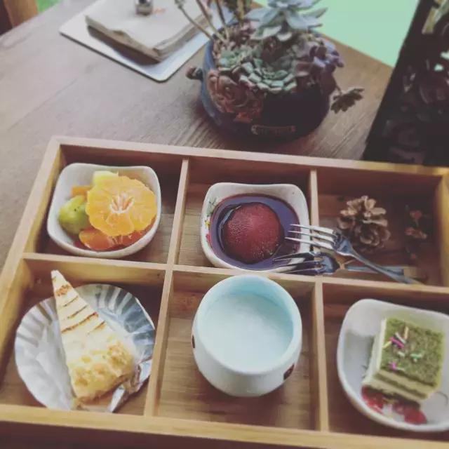 在乐活美宿邂逅别样四季