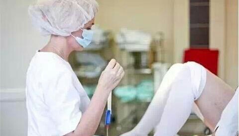 剖腹产总感觉撕裂疼,剖腹产麻药过的伤口痛还是顺产疼