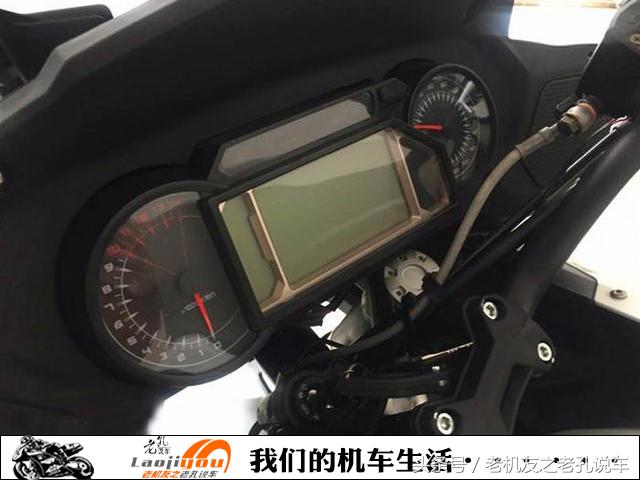 贝纳利黄巡600和春风国宾650哪个好,春风国宾650tr-g和贝纳利黄巡600