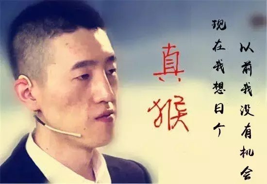 队友两人挂机一人送头的情况下坚决不降要是万一赢了呢?