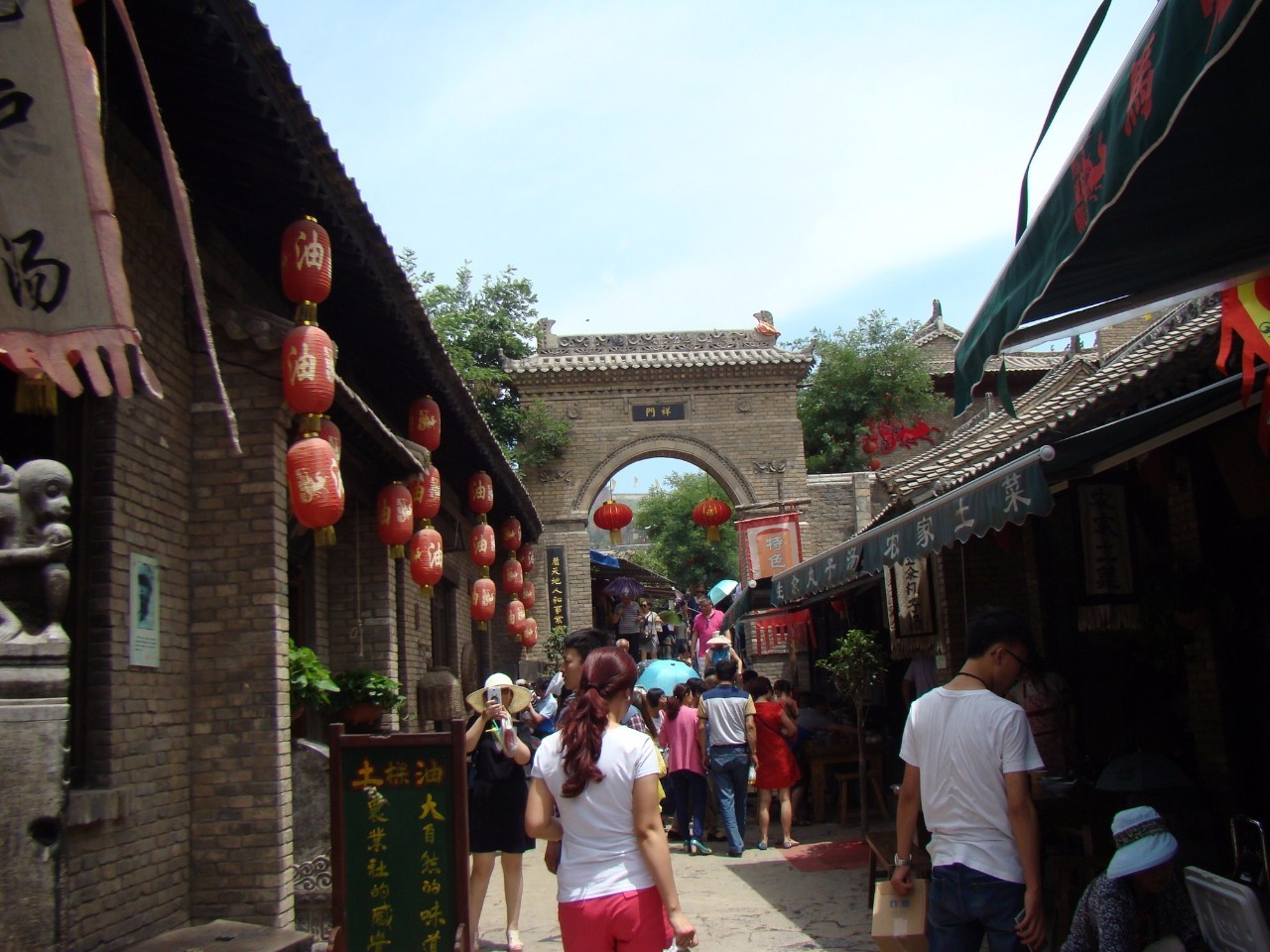 唐明皇杨玉环魂断马嵬坡,杨玉环马嵬坡自尽殷桃版