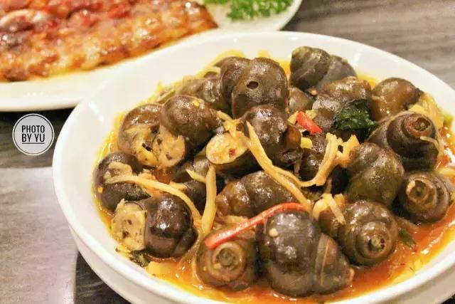 就是这个“肥坚”,十七年的默默坚守,用手工邕菜安慰老南宁的魂