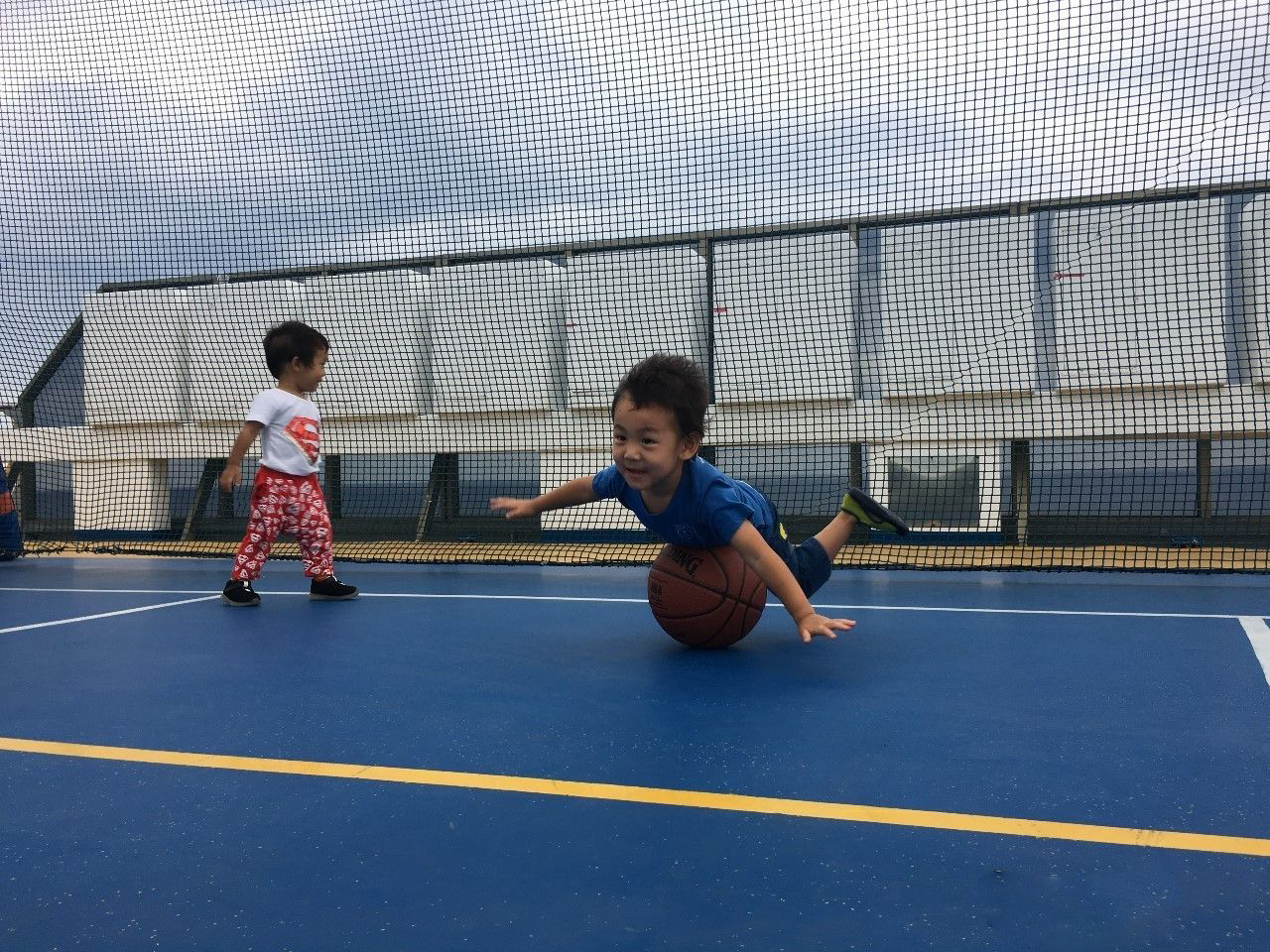 宝宝旅游注意事项有哪些呢 (旅行中如何保障孩子的安全和健康)