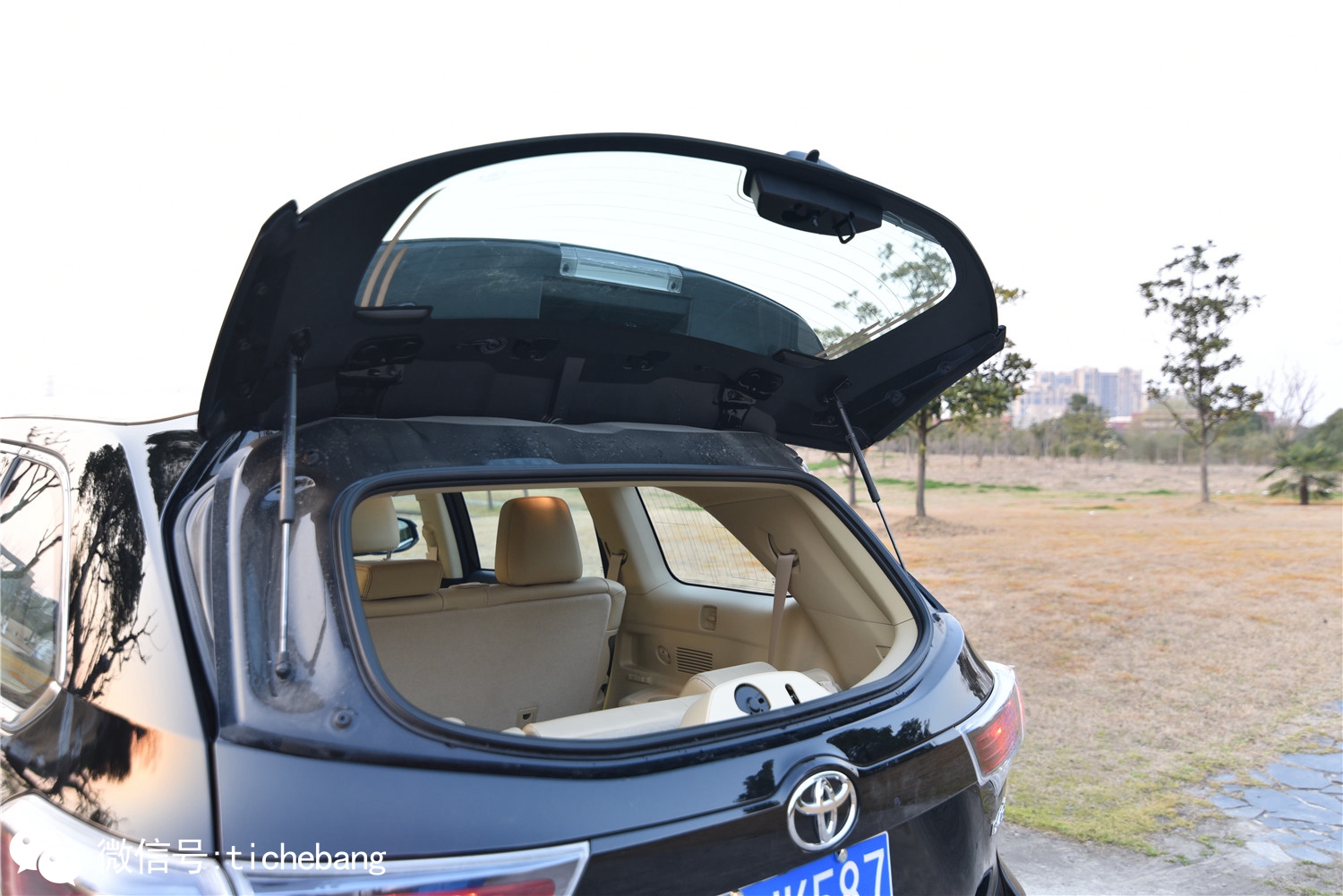 我一直不理解为什么需要一辆7座SUV？直到