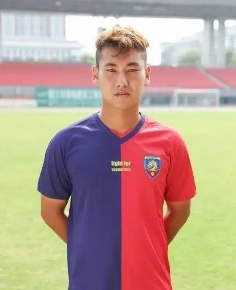 莫德里奇足球传奇永不谢幕,镇江文旅足球俱乐部