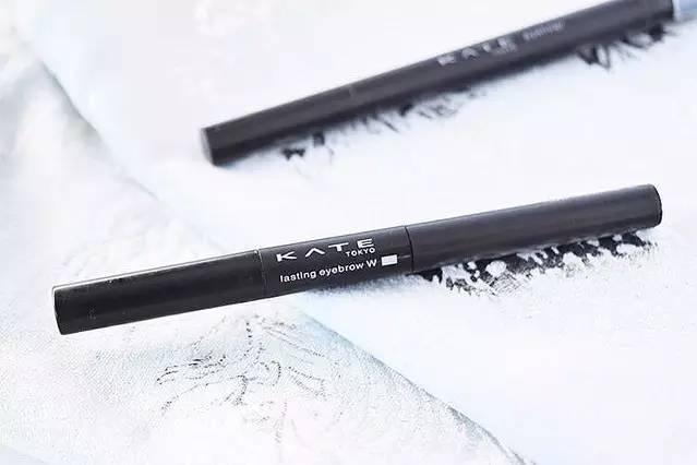 日本女生人手一双的鞋,kate最新底妆系列