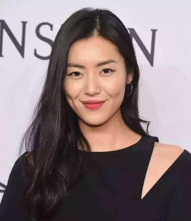 男朋友追你的时候都有哪些骚操作,男朋友追我时的聊天技巧