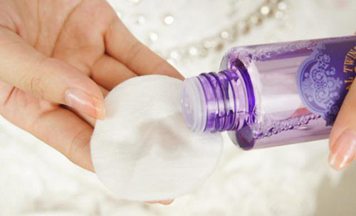 你们用的是什么卸妆水,温和到没朋友的卸妆水