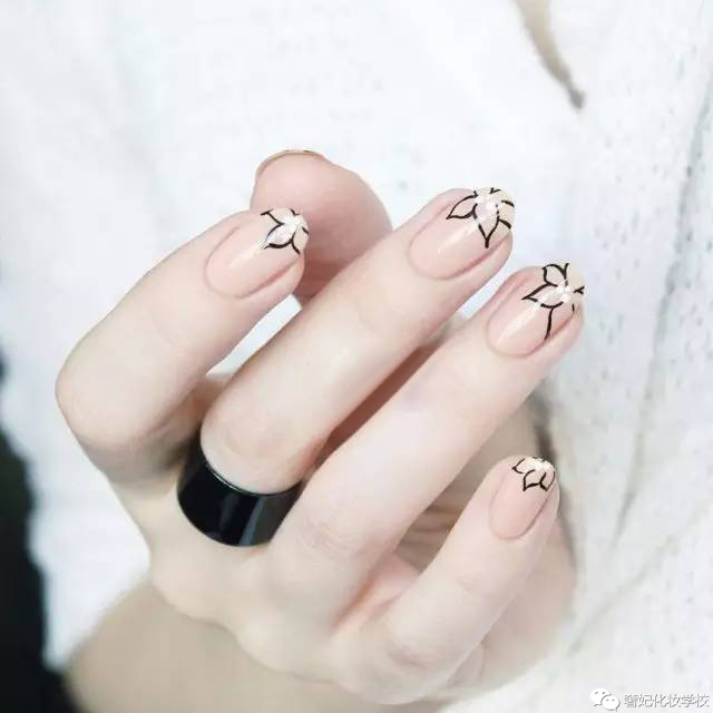 3月点赞量最高的美甲图集，群众的眼睛真雪亮