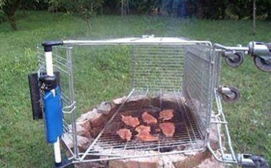 路上要是见到这么多钱，你们会怎么办？花掉还是还给人家