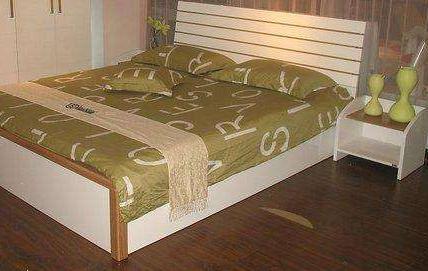 旧家具千万别扔了,小区里换下来的旧家具怎么扔