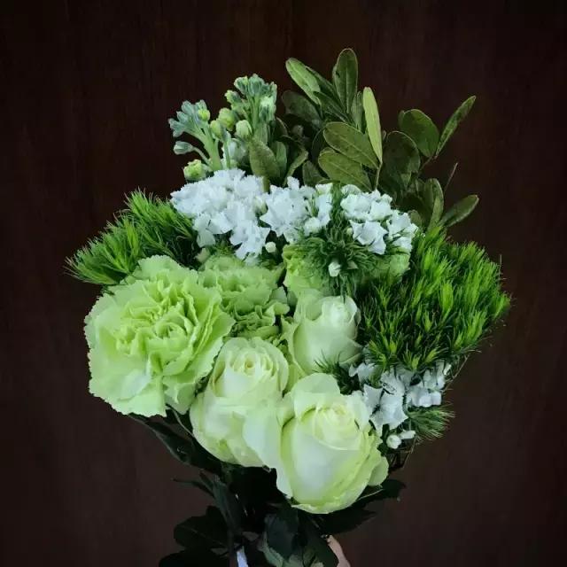 我们用1000元的教训告诉你:包月鲜花全是坑!一家都不推荐!