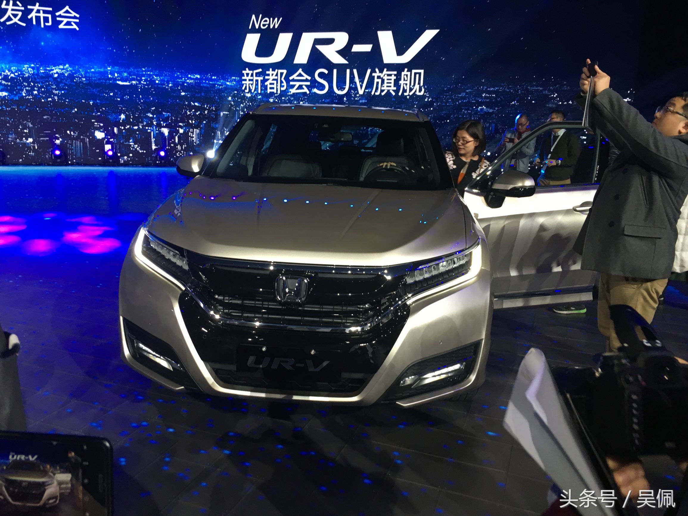 真旗舰再升级东风本田全新urv上市,本田ur-v中型suv2022款落地价