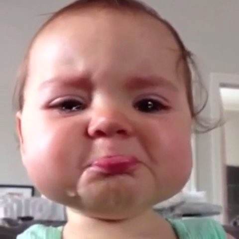 宝宝一急眉毛处就红怎么回事,宝宝眉毛发红是怎么回事