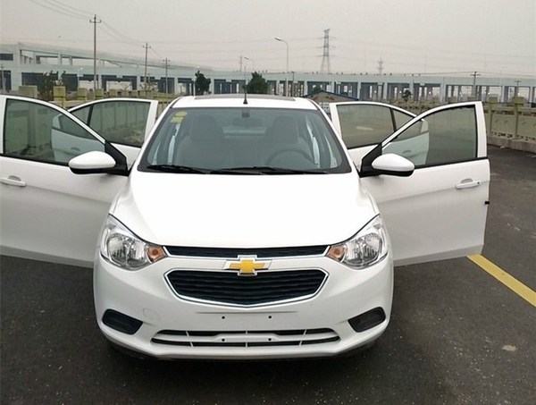 无天窗车型,赛欧3天窗如何正确复位