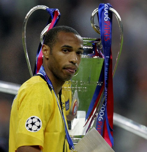 天下足球经典的几期,天下足球最新球星特辑