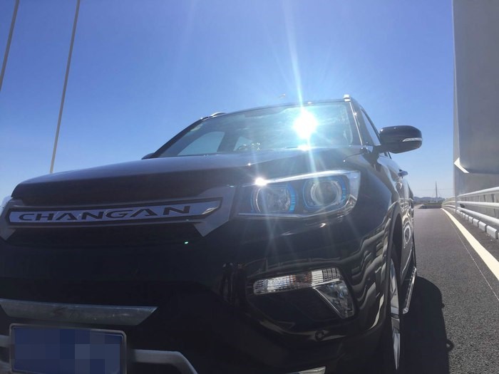 新款长安cs751.8t提车作业,长安cs751.4t豪华版用车成本参考