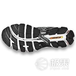 你从不注意的鞋底花纹,却成了乔丹科比封神的“秘密”