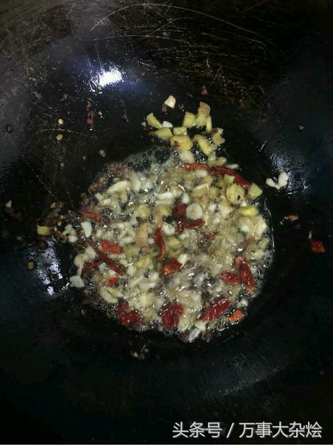 麻辣干虾仁,麻辣海鲜虾仁做法