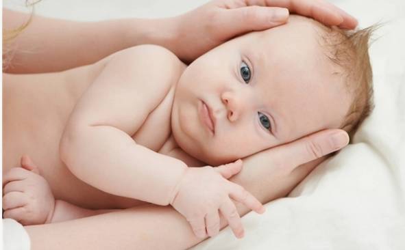 推拿消积食推左手还是右手,儿童积食推身体的哪个位置