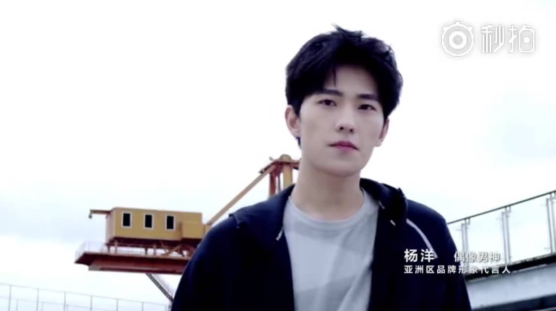 papi酱代言雪碧,papi酱安利偶像