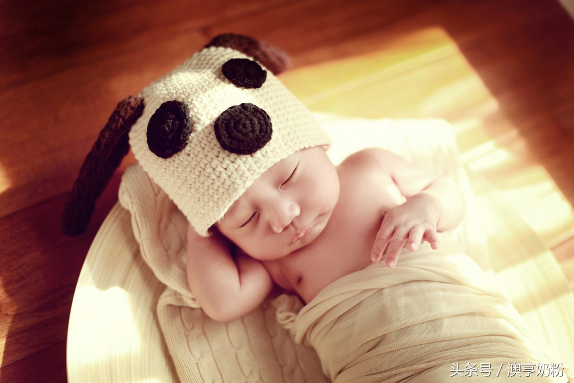 宝宝智力成长表,0-1岁宝宝增长智力发育方法