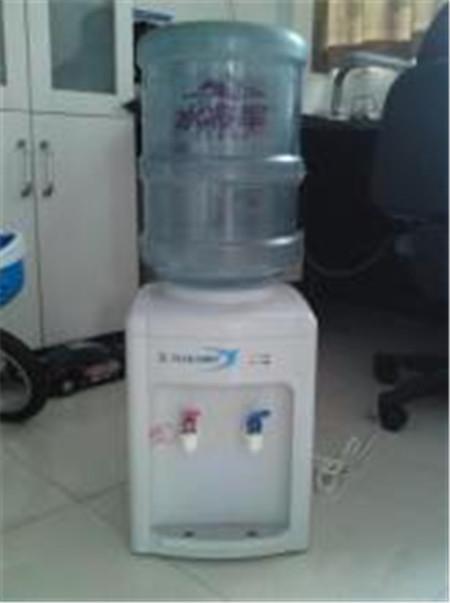 饮水机到底有多脏看完震惊了,家用饮水机真的脏吗