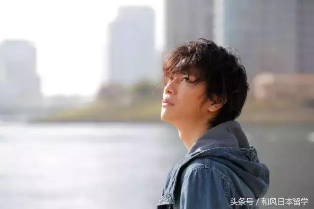 佐藤健在日本女性心中的地位,佐藤健颜值巅峰图片