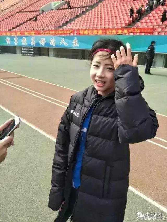 直播中国女子足球,体面直播间